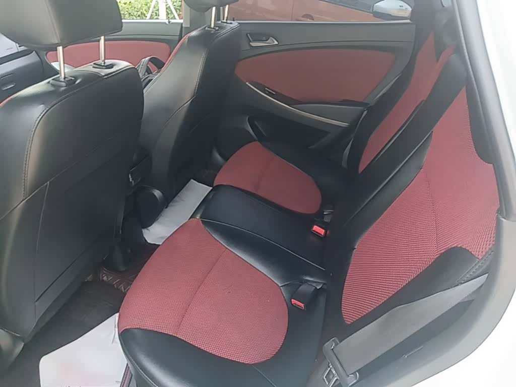 Hyundai GLX, 2016 17