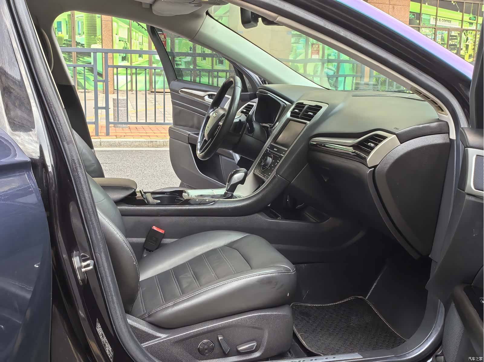 Ford Mondeo, 2016 6