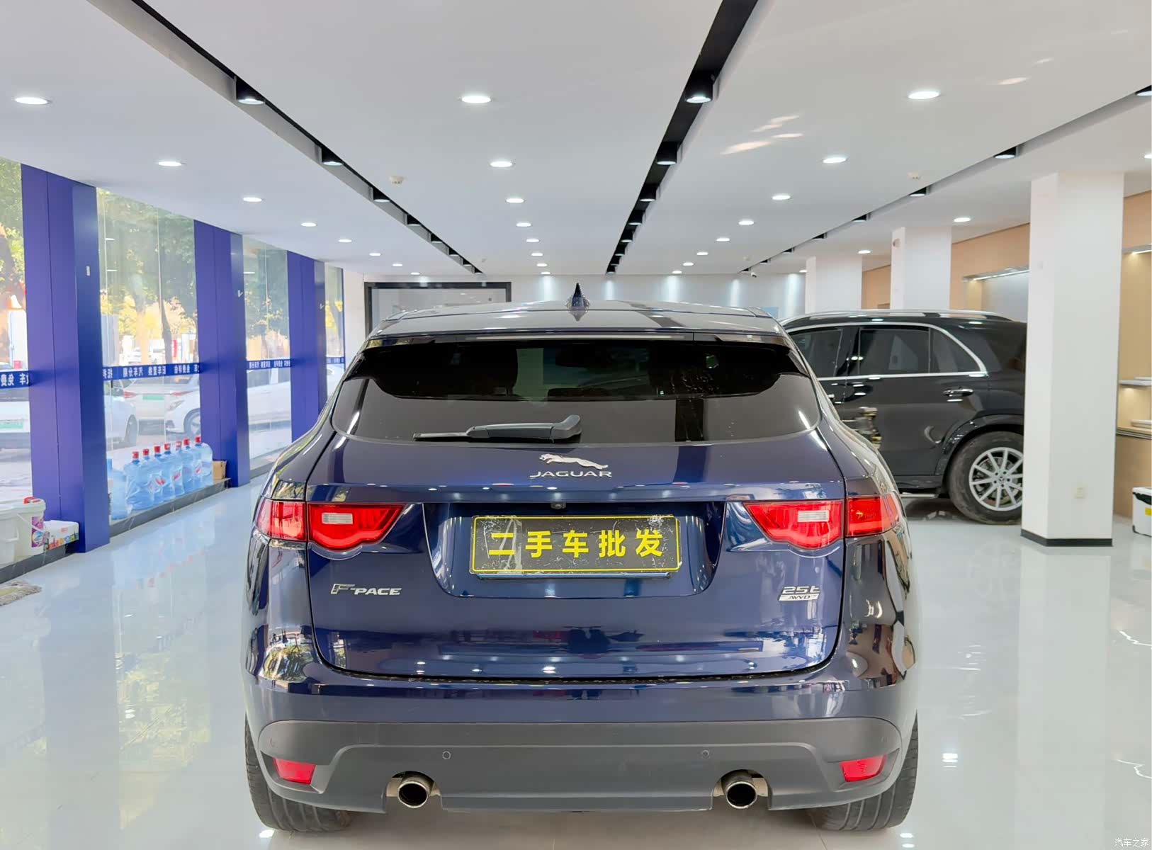 Jaguar F-PACE, 2018 8