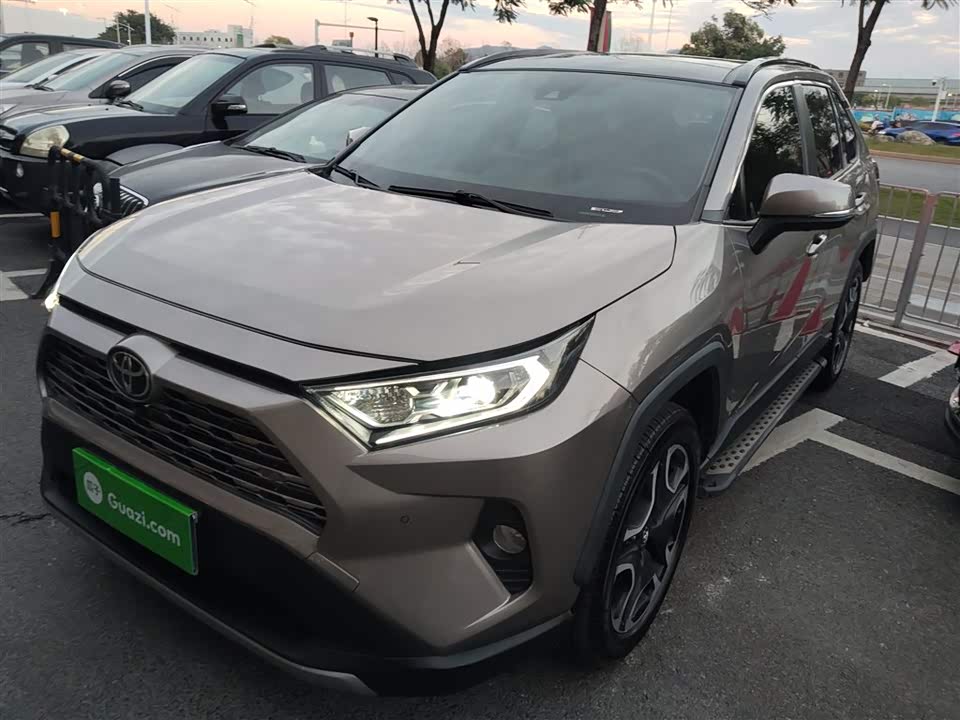 Toyota RAV4 Rongfang