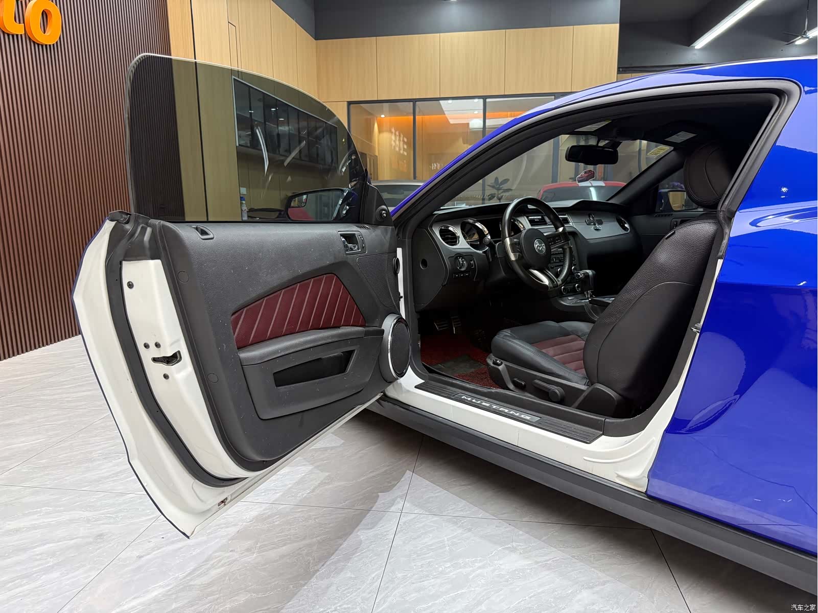Ford Mustang, 2013 11