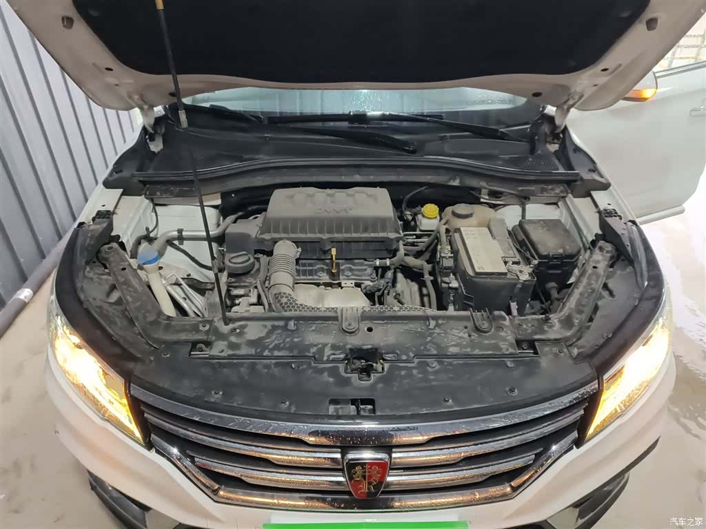 Roewe RX3, 2019 16