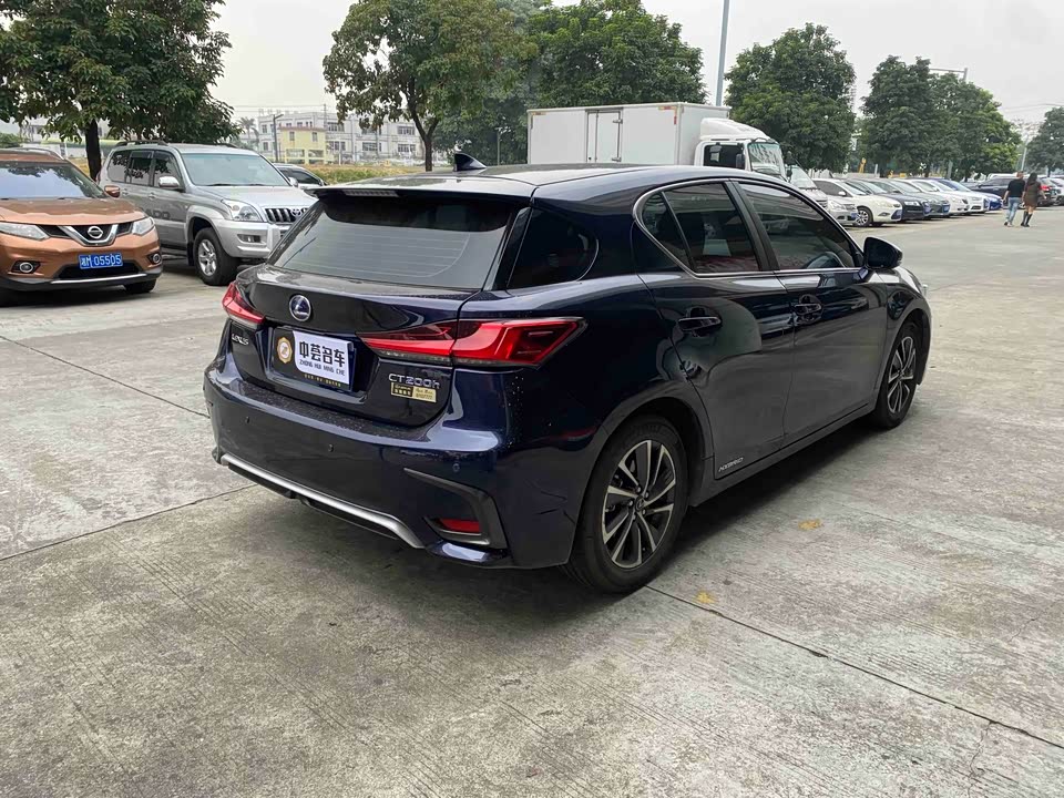 Lexus CT