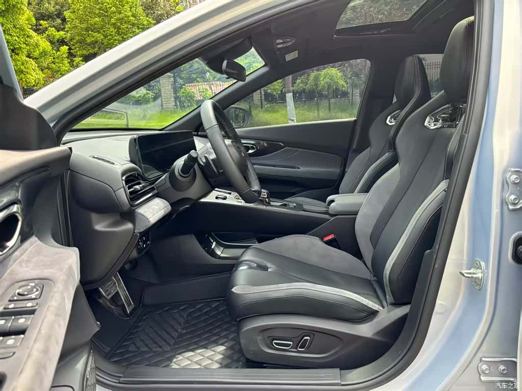 Trumpchi Empow, 2023 все фото