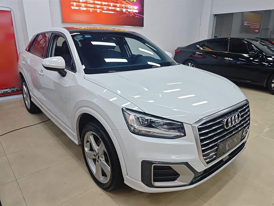Audi Q2L