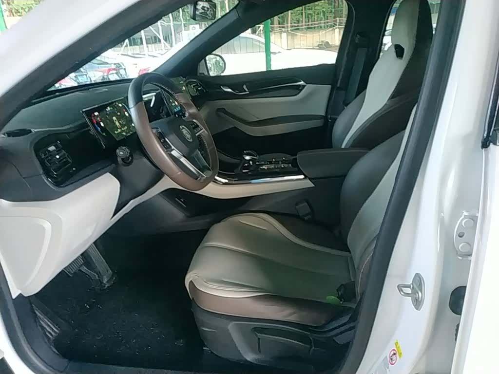 BYD Qin, 2023 15