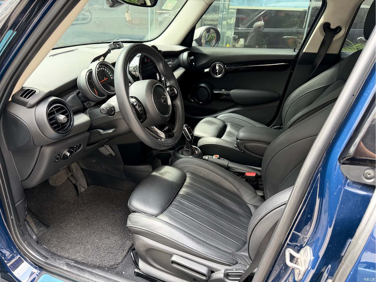 Mini Cooper, 2019 11