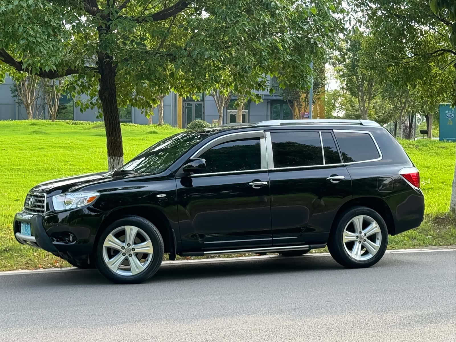 Toyota Highlander, 2009 4