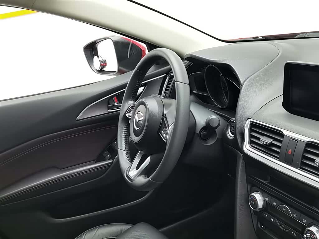 Mazda Mazda3, 2019 22