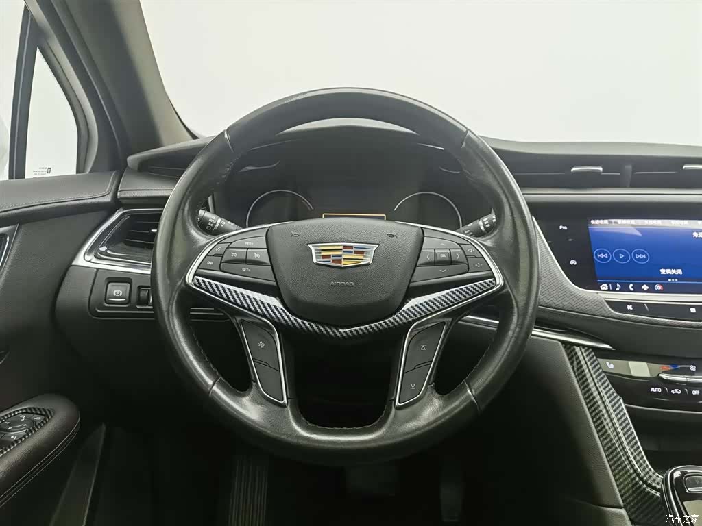 Cadillac XT5, 2021 11