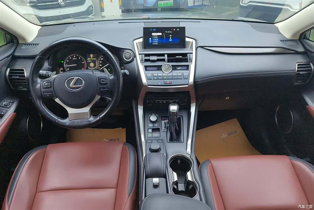 Lexus NX, 2016 12