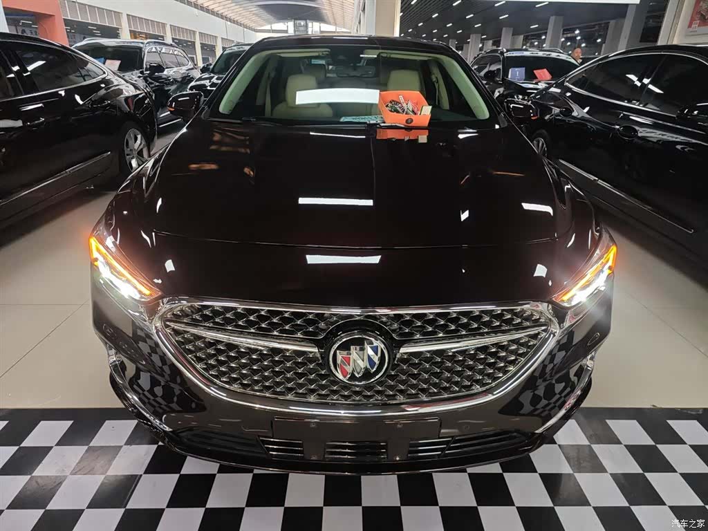 Buick LaCrosse, 2022 3