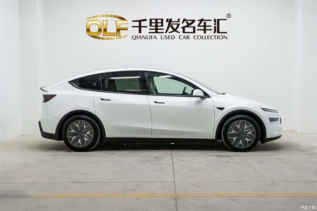 Tesla Model Y, 2025 7