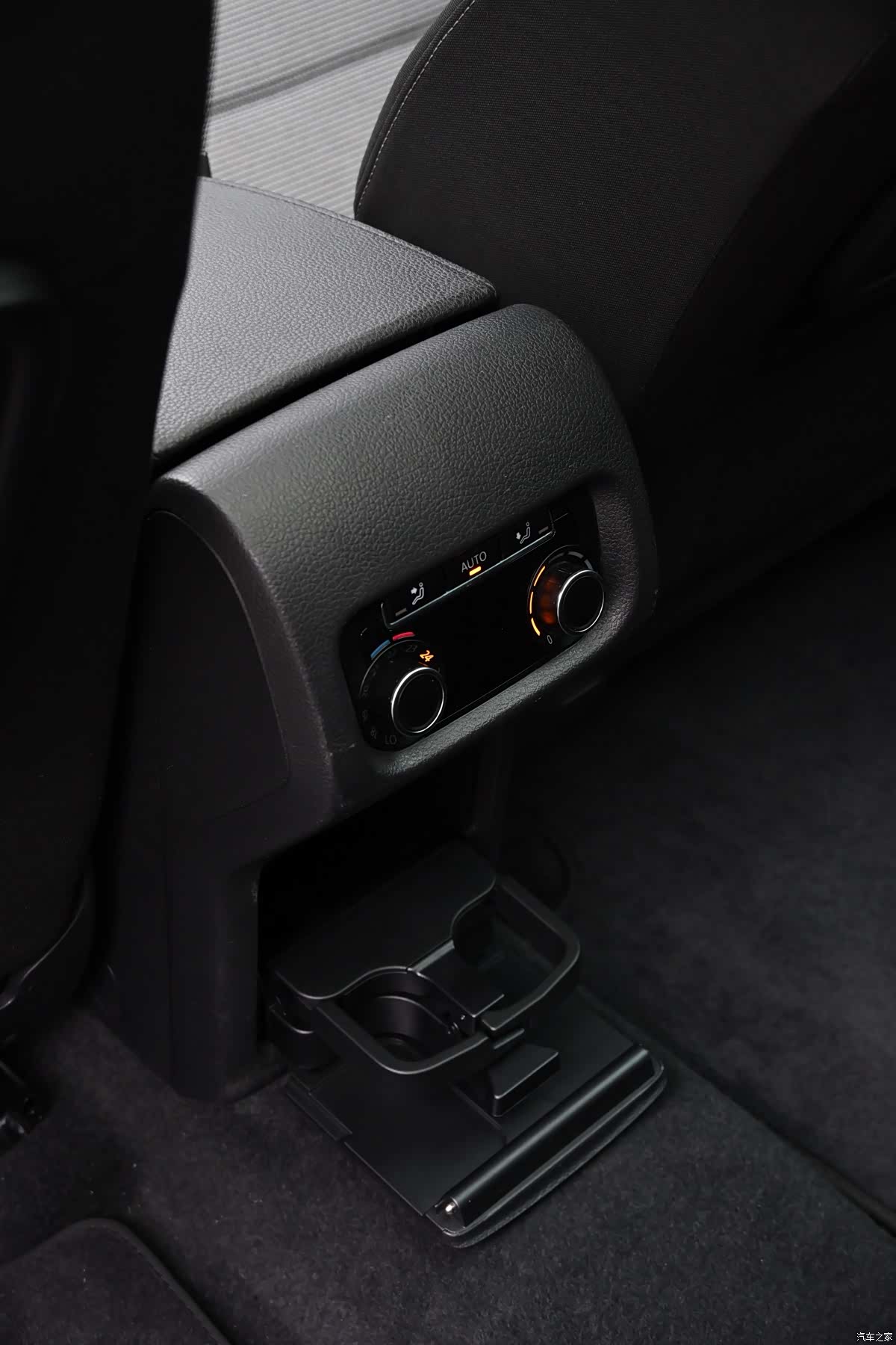 Volkswagen Xia, 2018 23