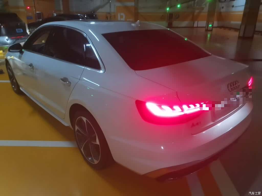 Audi A4L, 2024 все фото