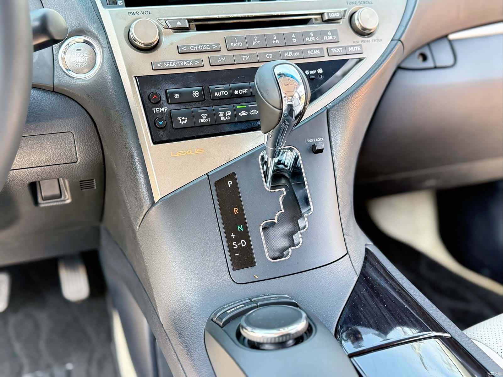 Lexus RX, 2013 9