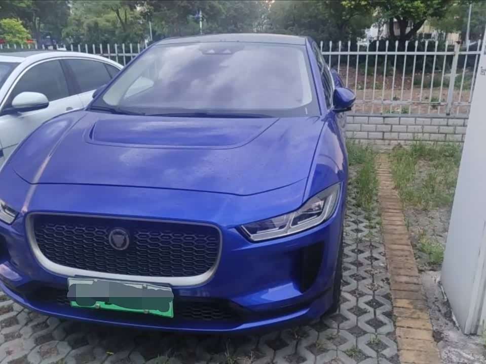 Jaguar I-PACE