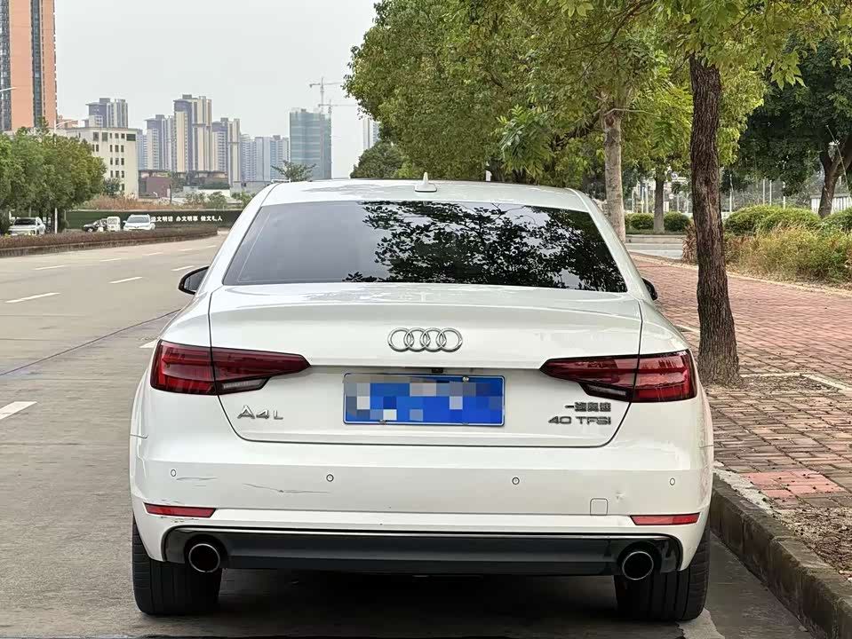 Audi A4L