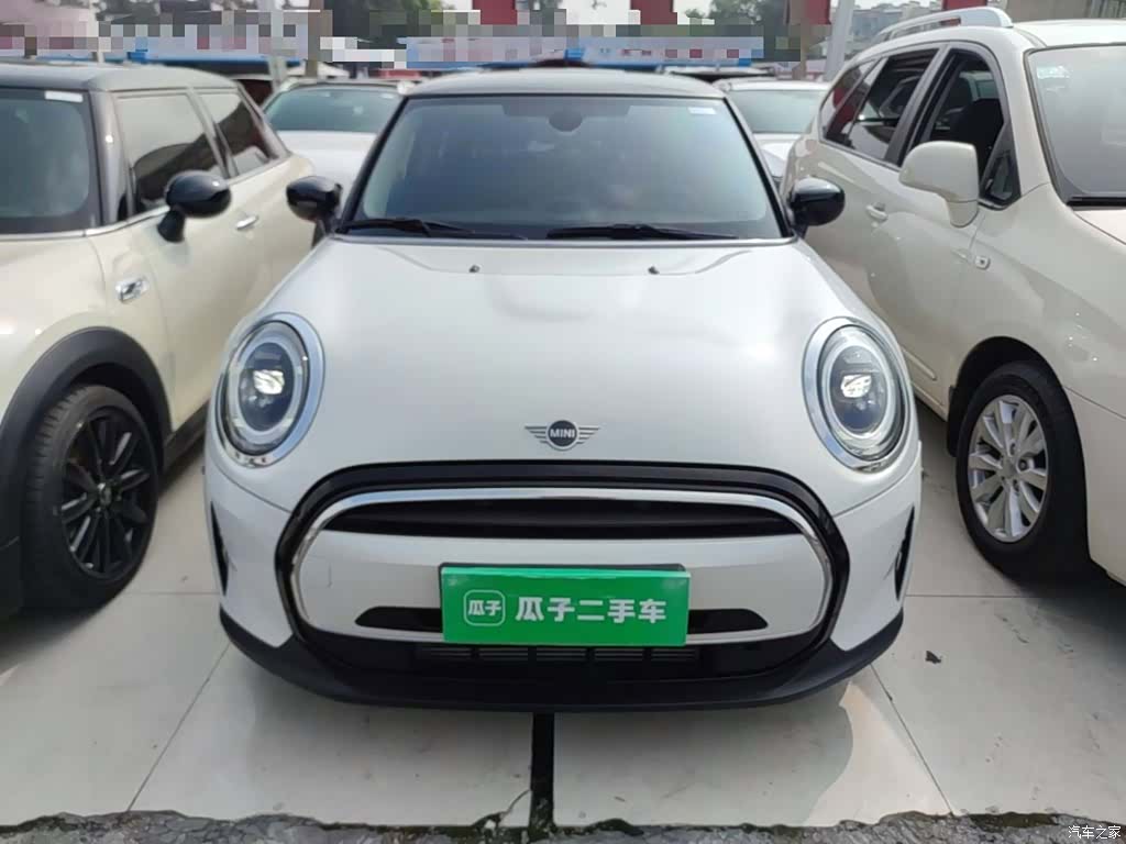 Mini Cooper, 2024 3