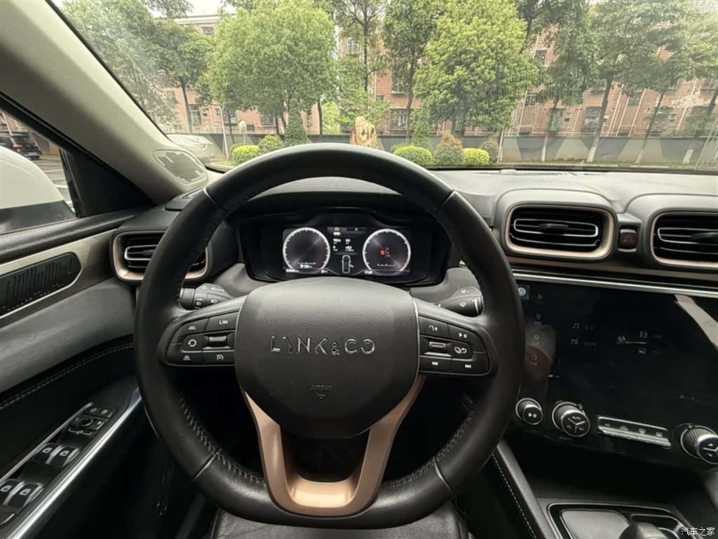 Lynk & Co 01, 2019 15