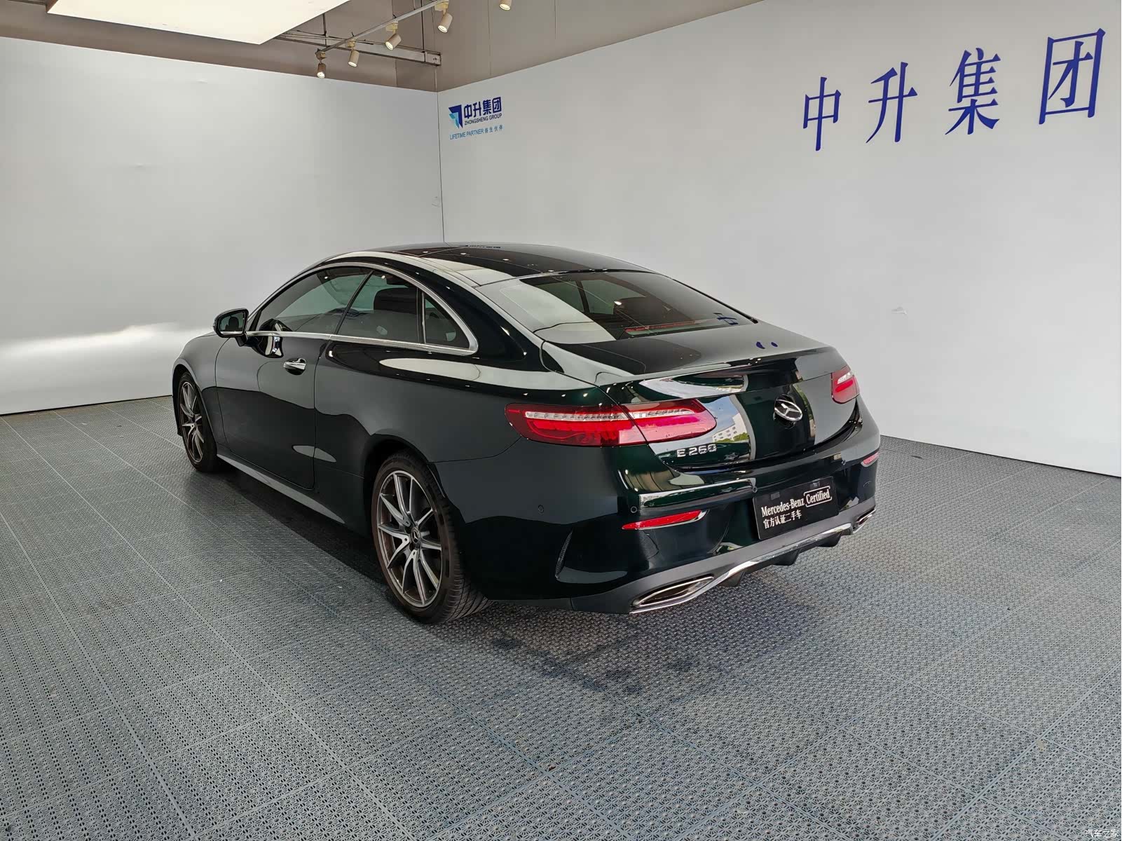 Mercedes-Benz E-Class, 2021 4