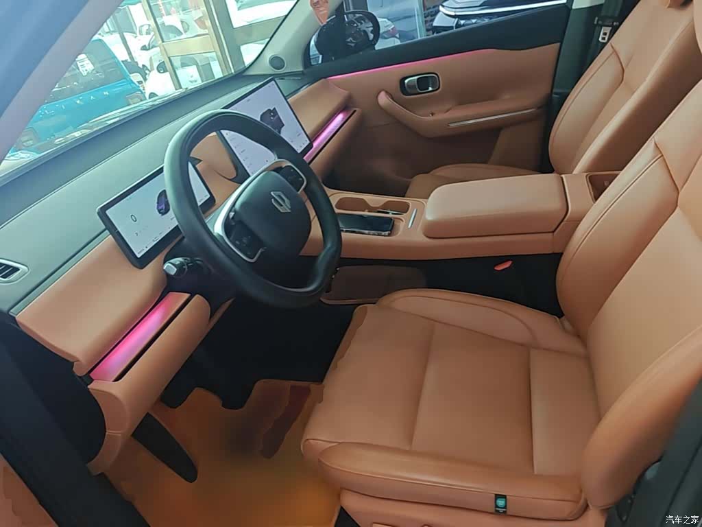 Leapmotor C16, 2024 15