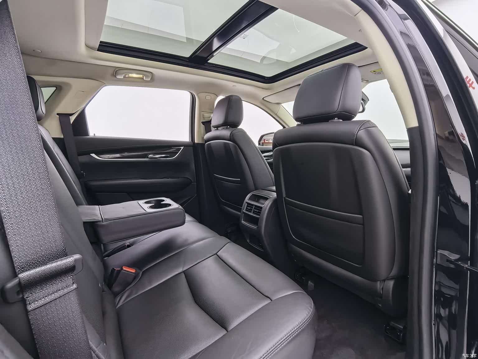 Cadillac XT5, 2017 6