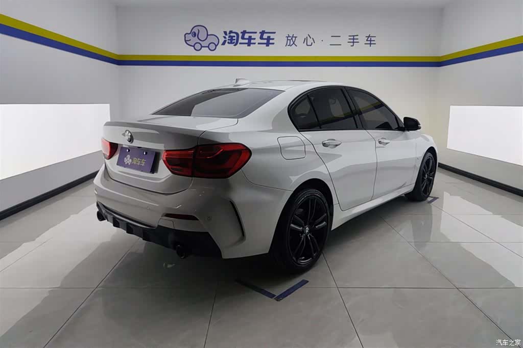 BMW 1 Series, 2021 3