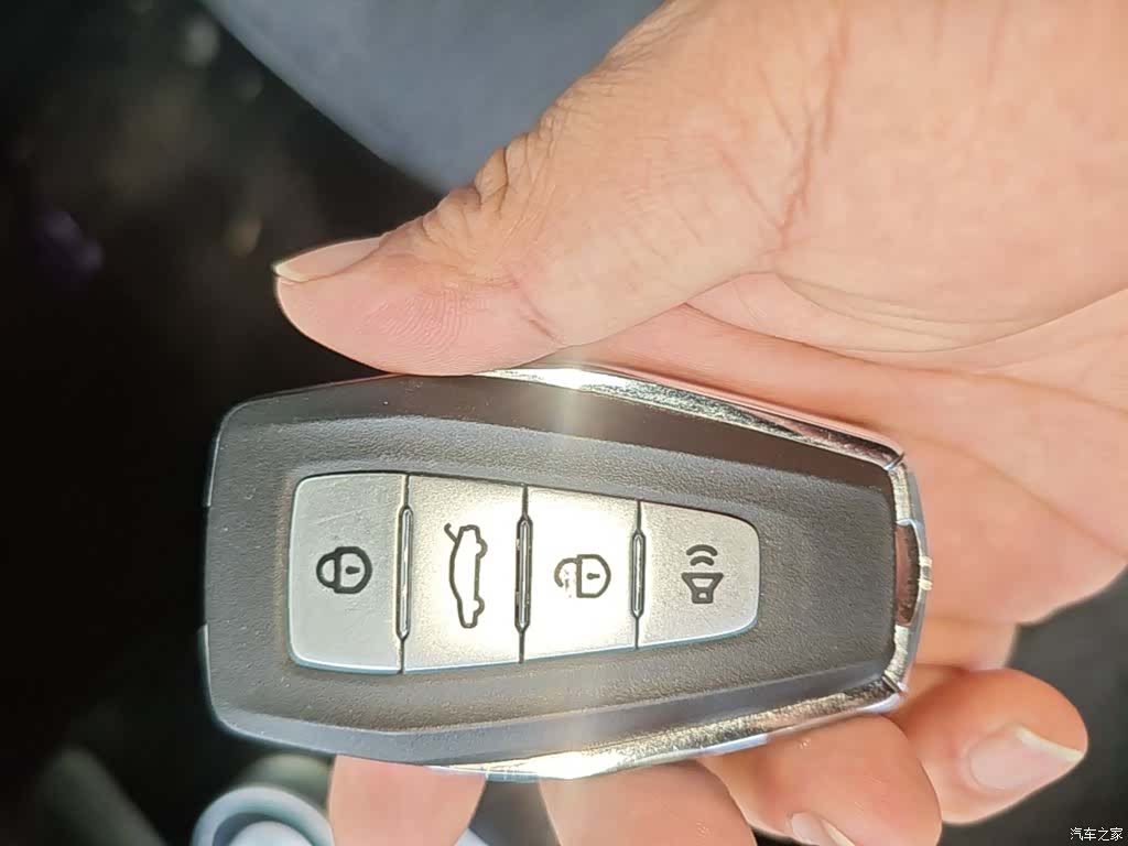 Geely E, 2024 17