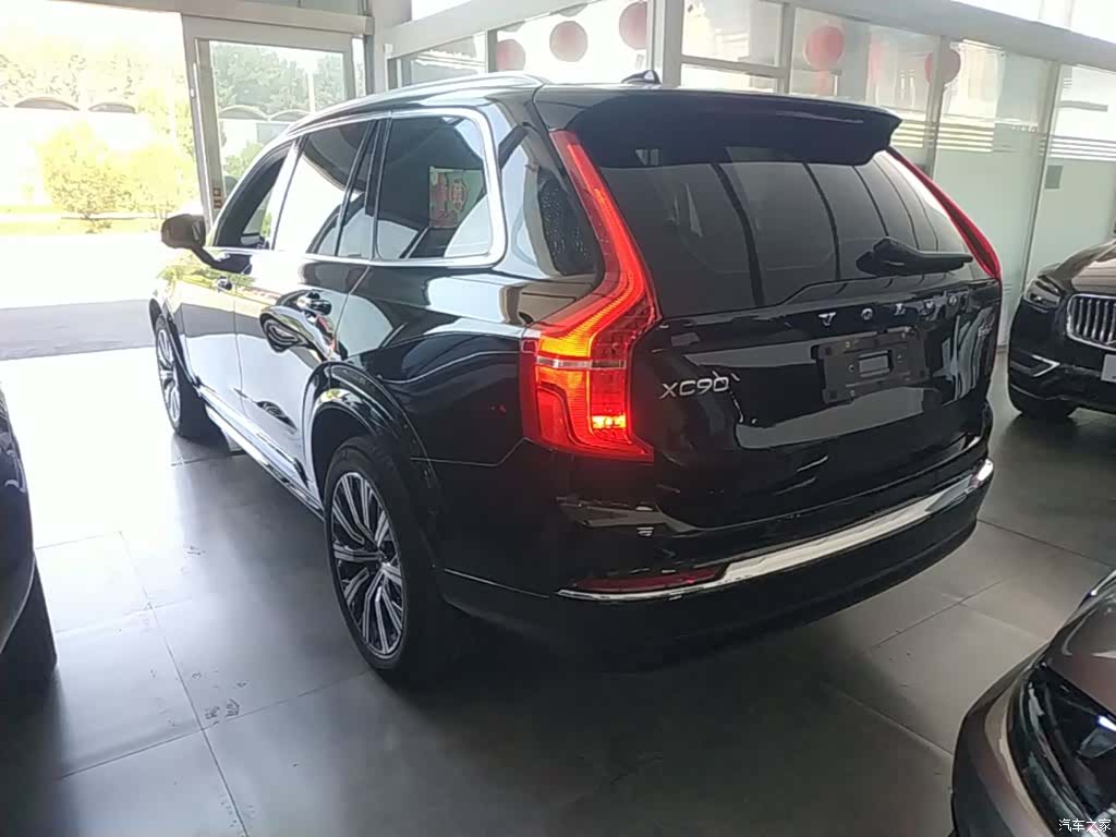 Volvo XC90, 2024 все фото