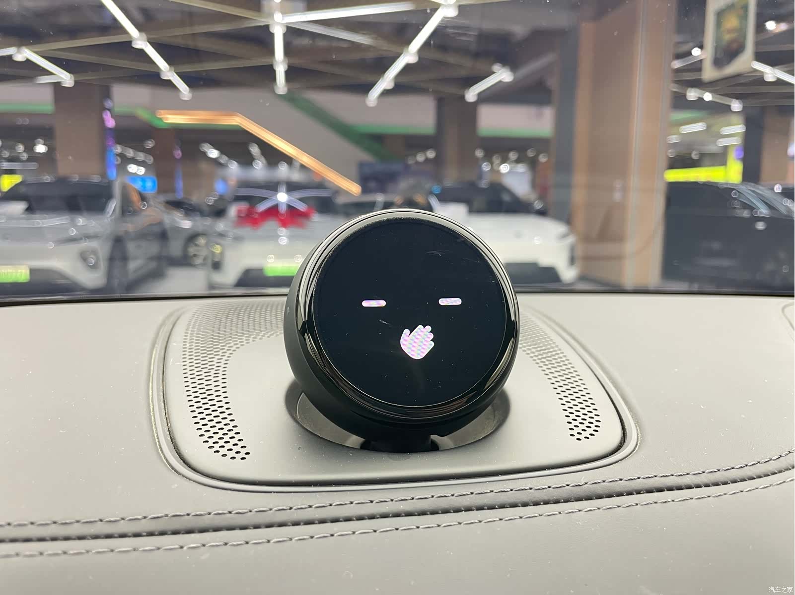 NIO ES8, 2021 13