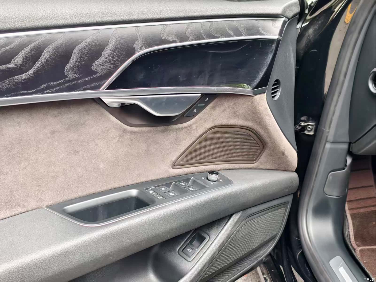 Audi A8L, 2018 9
