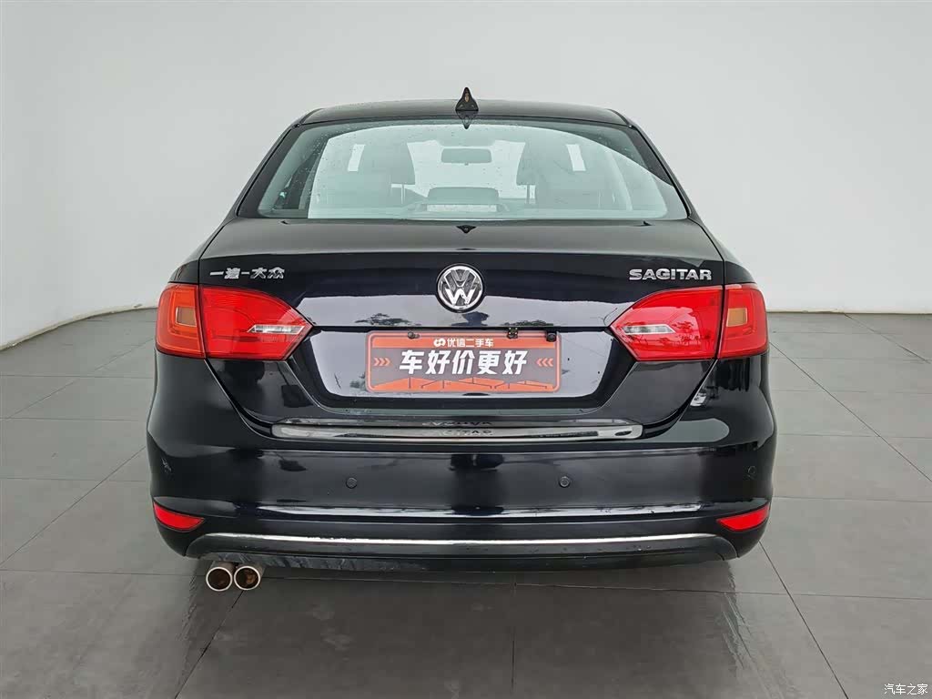 Volkswagen Sagitar, 2013 4