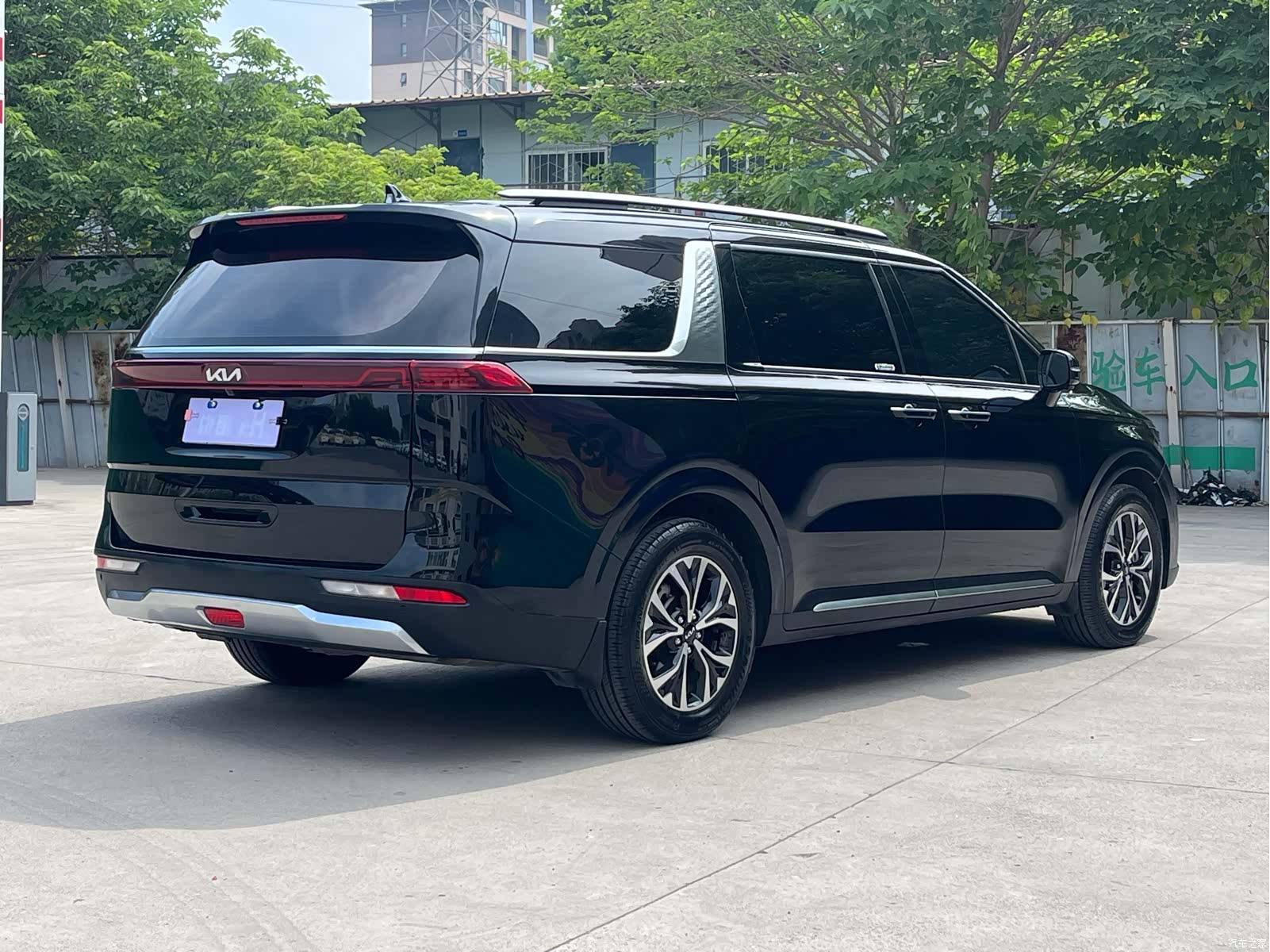 Kia Carnival, 2023 6