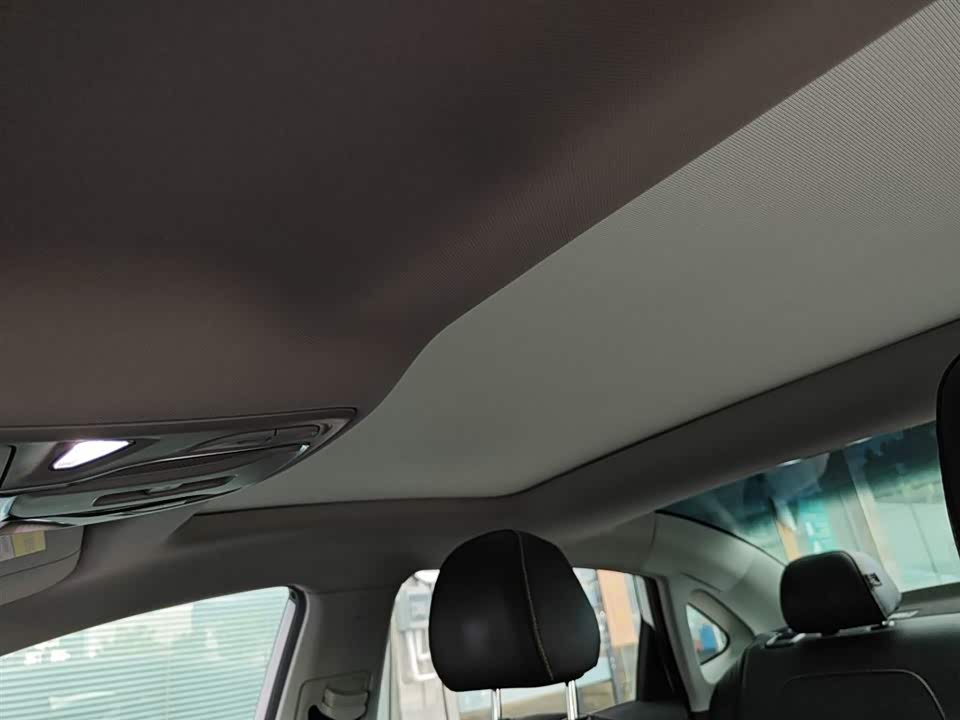 Roewe i6 MAX Roewe i6 MAX