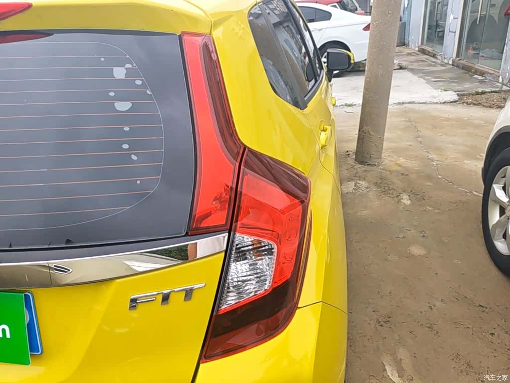 Honda Fit, 2017 8