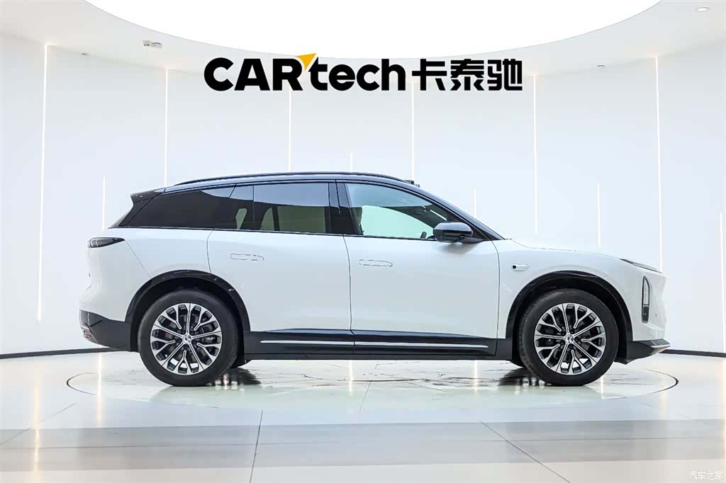 NIO ES6, 2025 4