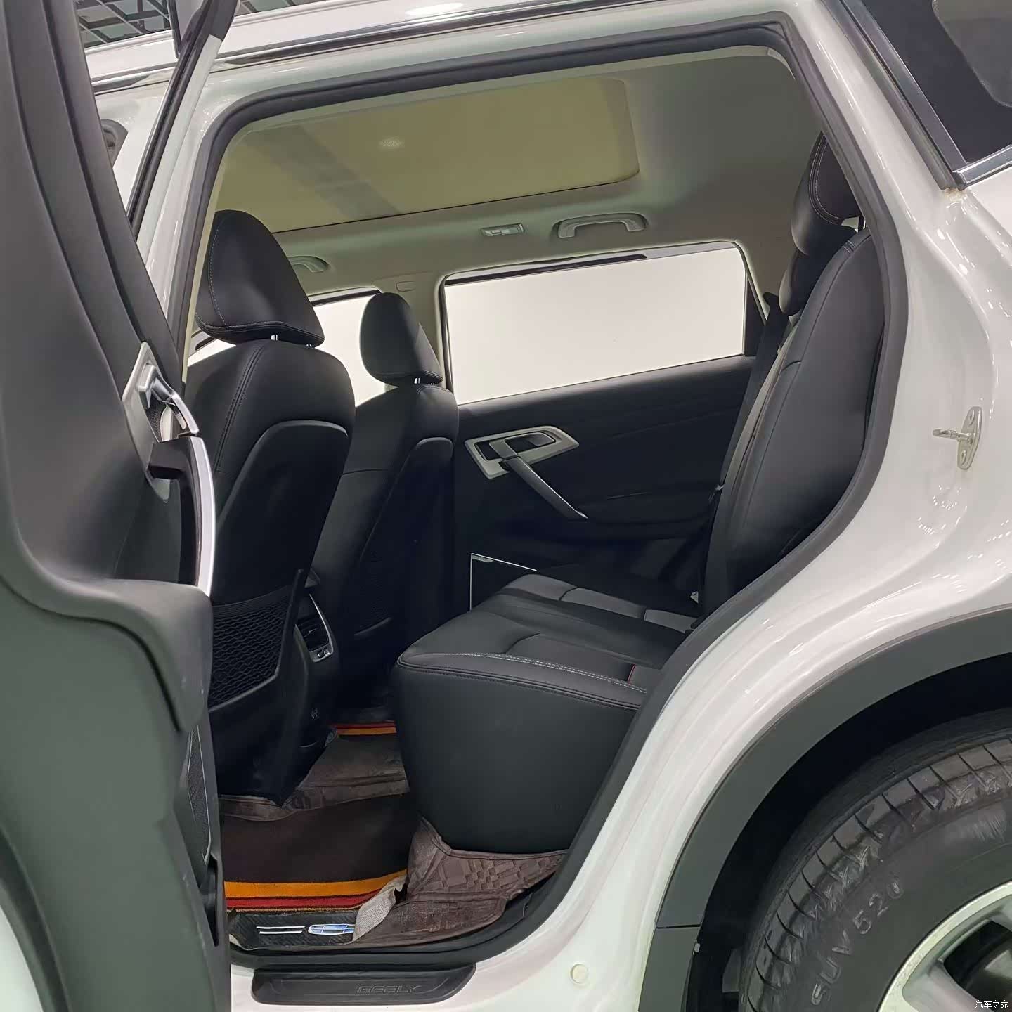 Geely Boyue, 2019 все фото