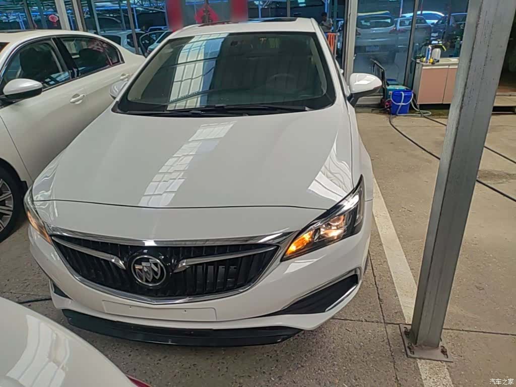 Buick Verano, 2019 3