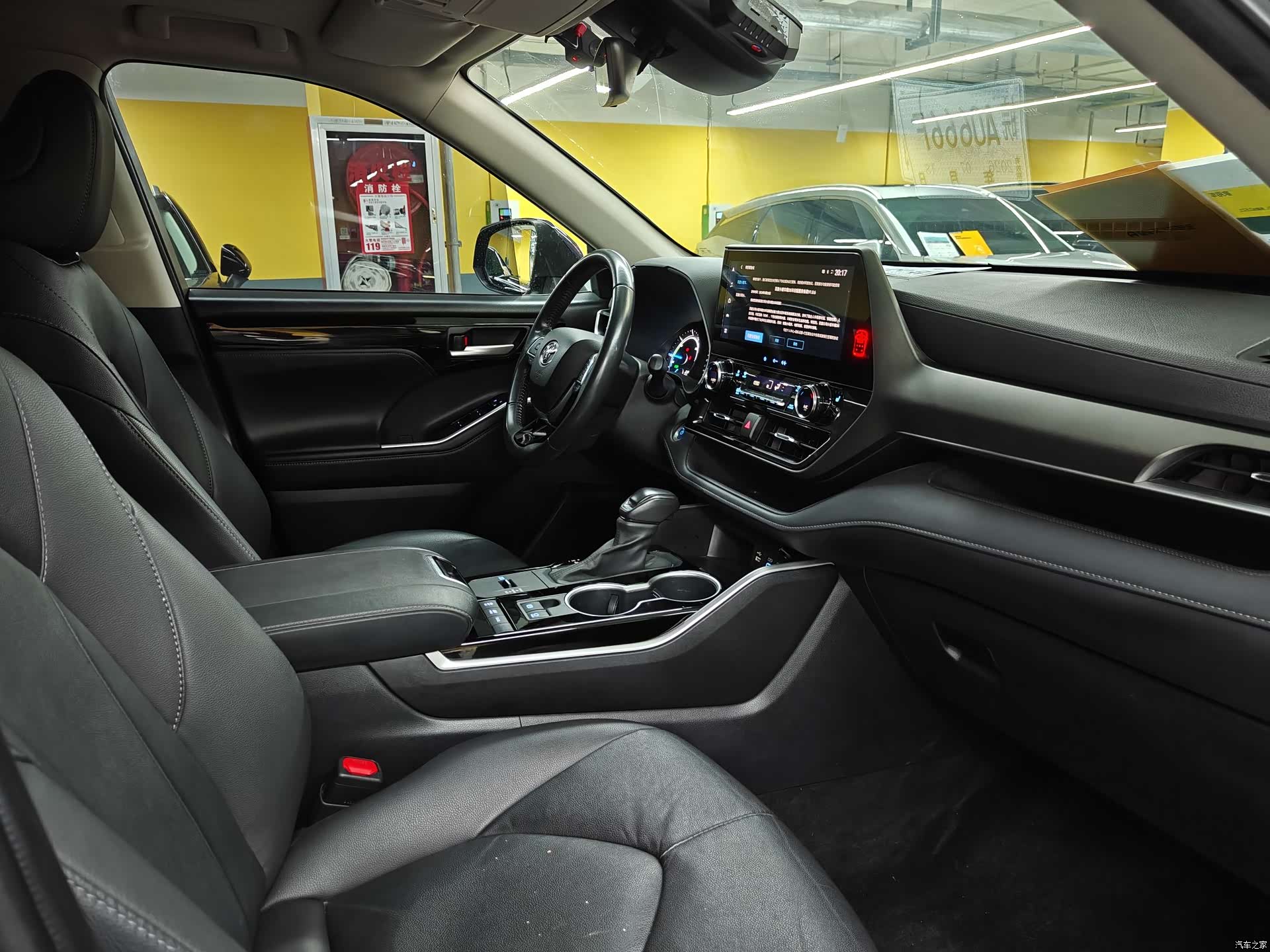 Toyota Highlander, 2021 11