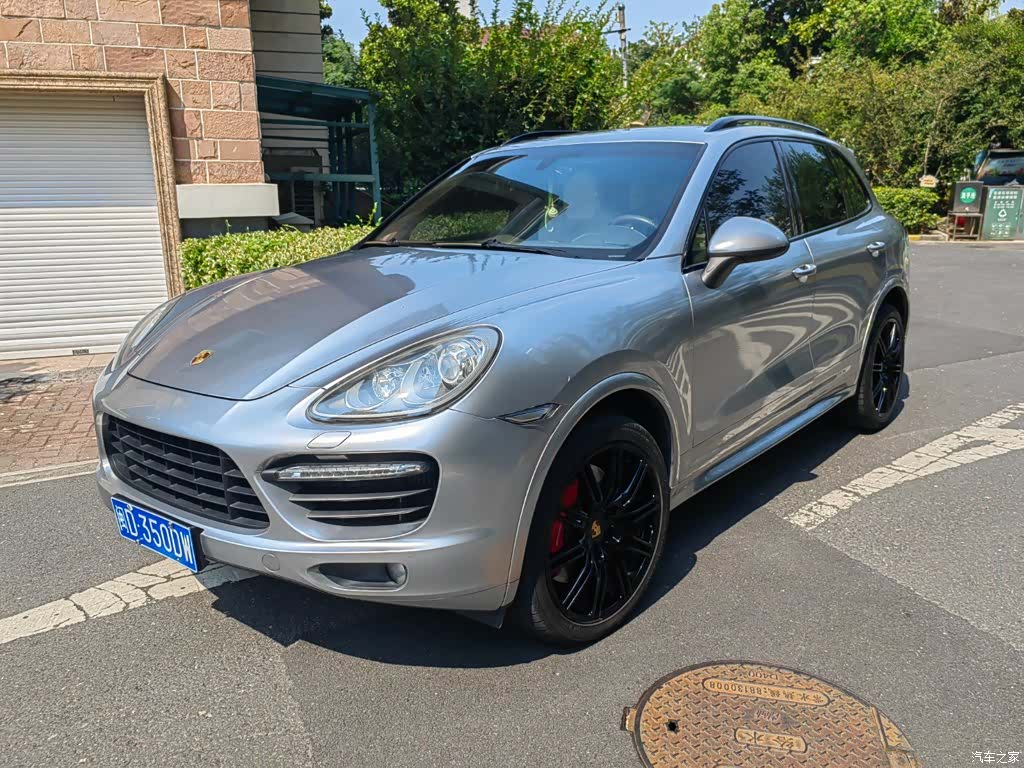 Porsche Cayenne, 2013 1