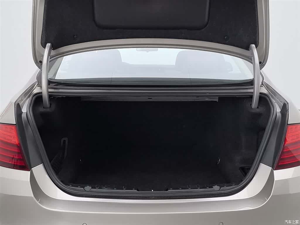 BMW 5 Series, 2014 16
