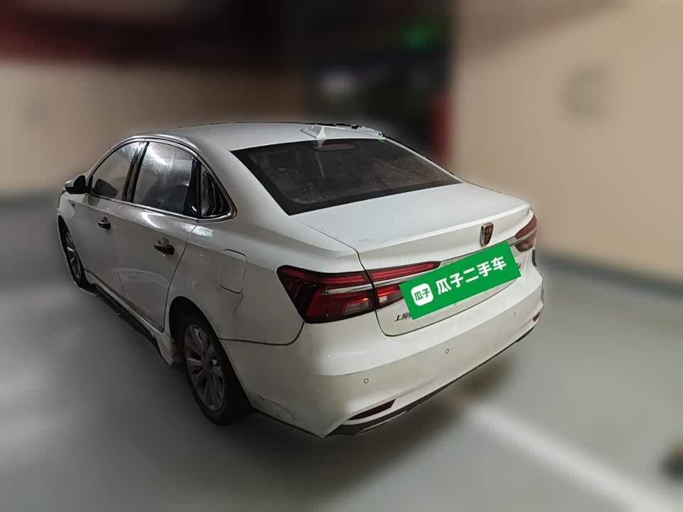 Roewe i6