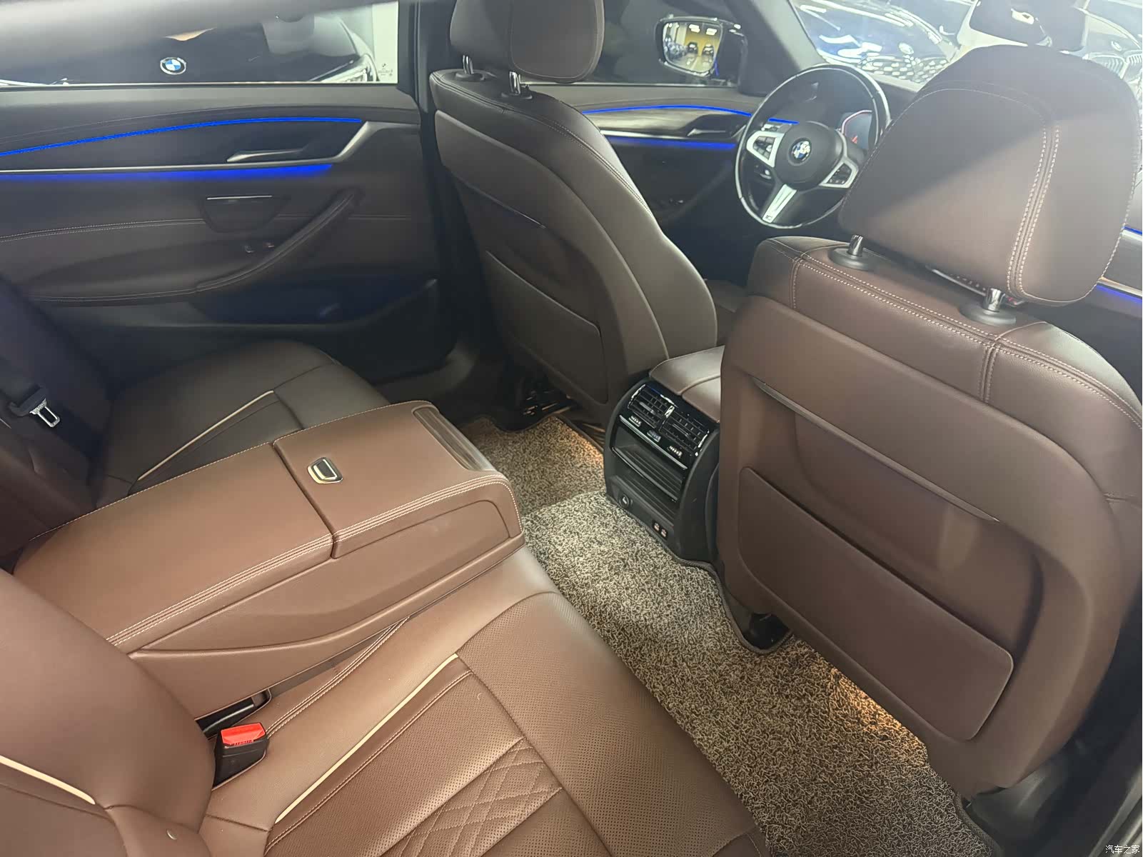 BMW 5 Series, 2022 11