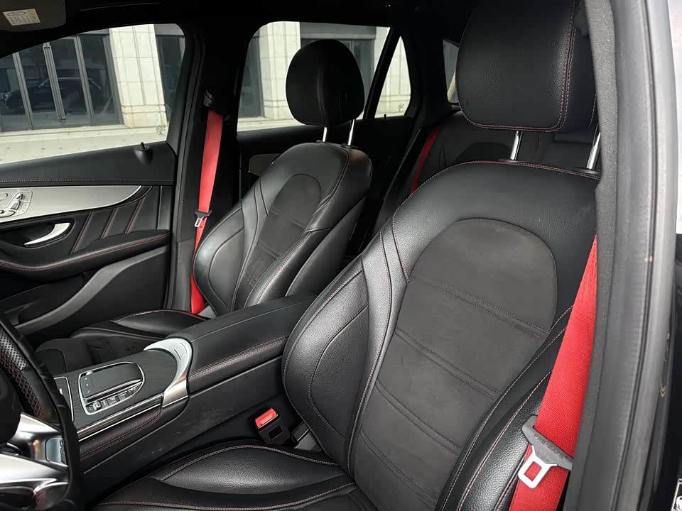 Mercedes-Benz GLC AMG