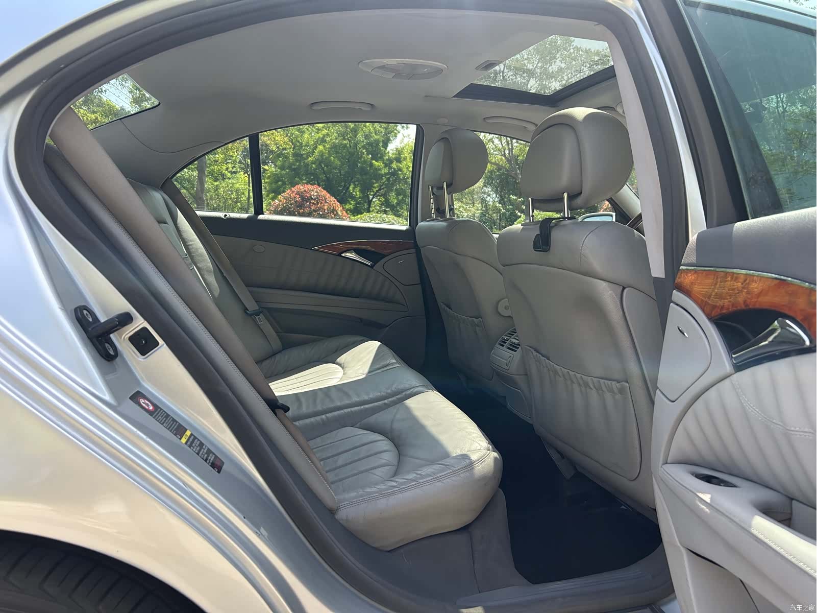 Mercedes-Benz E-Class, 2008 13
