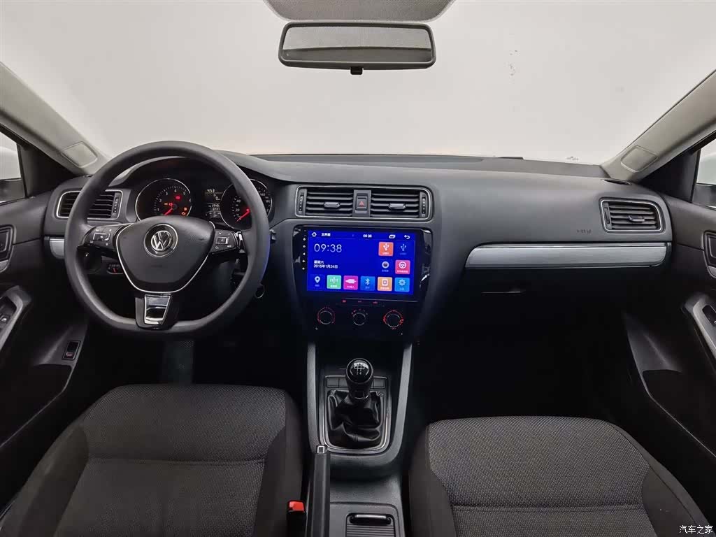 Volkswagen Sagitar, 2016 все фото