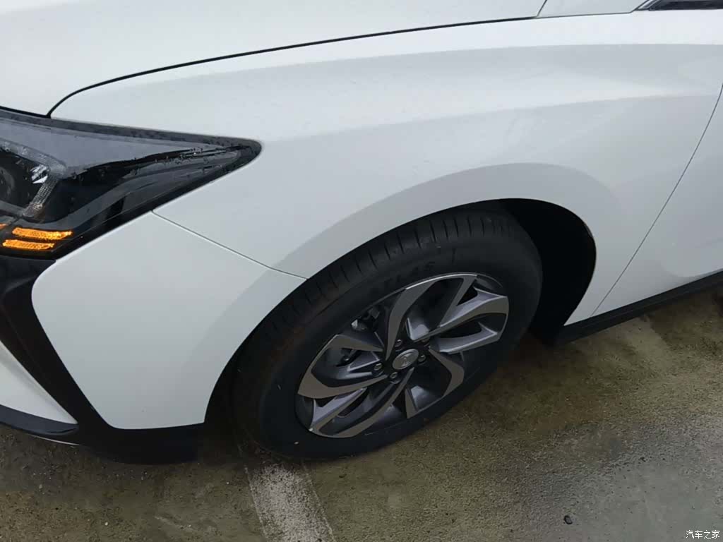 Buick Velite, 2026 23
