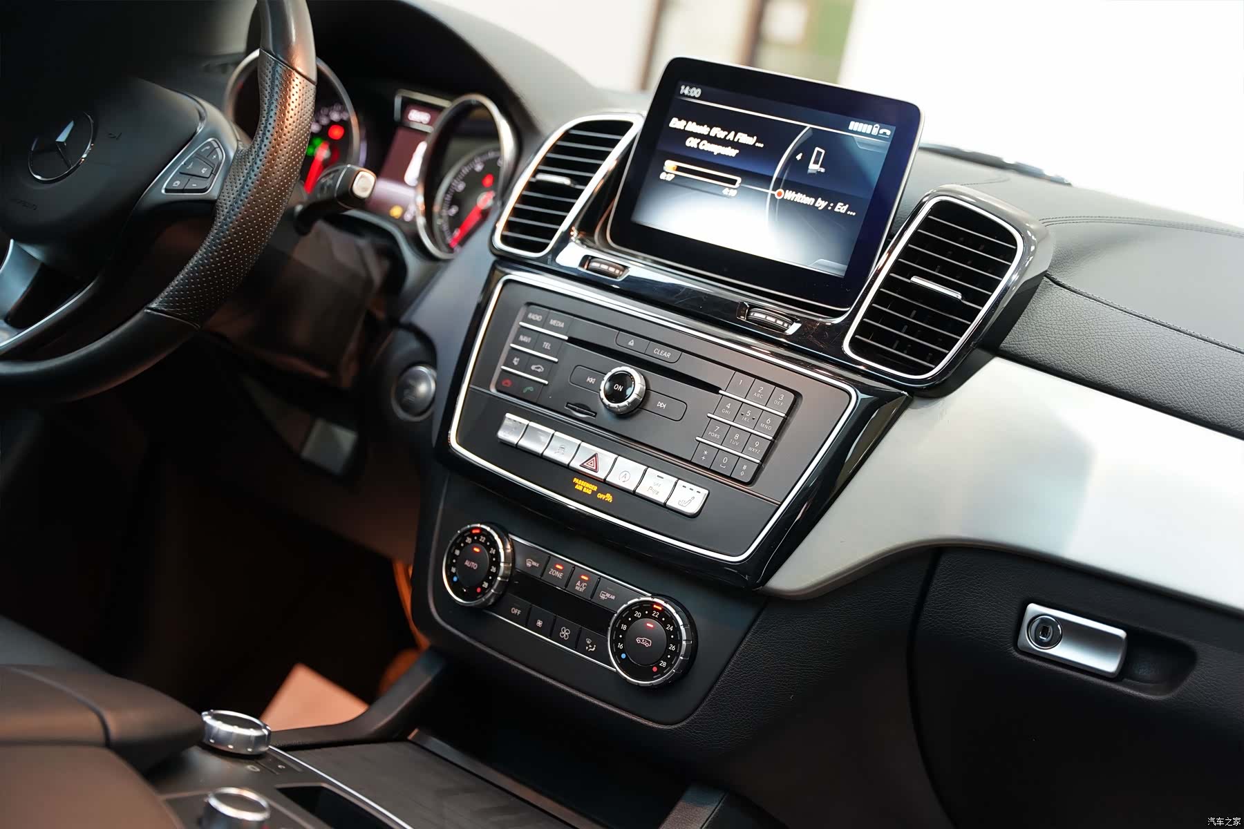 Mercedes-Benz GLE, 2018 14