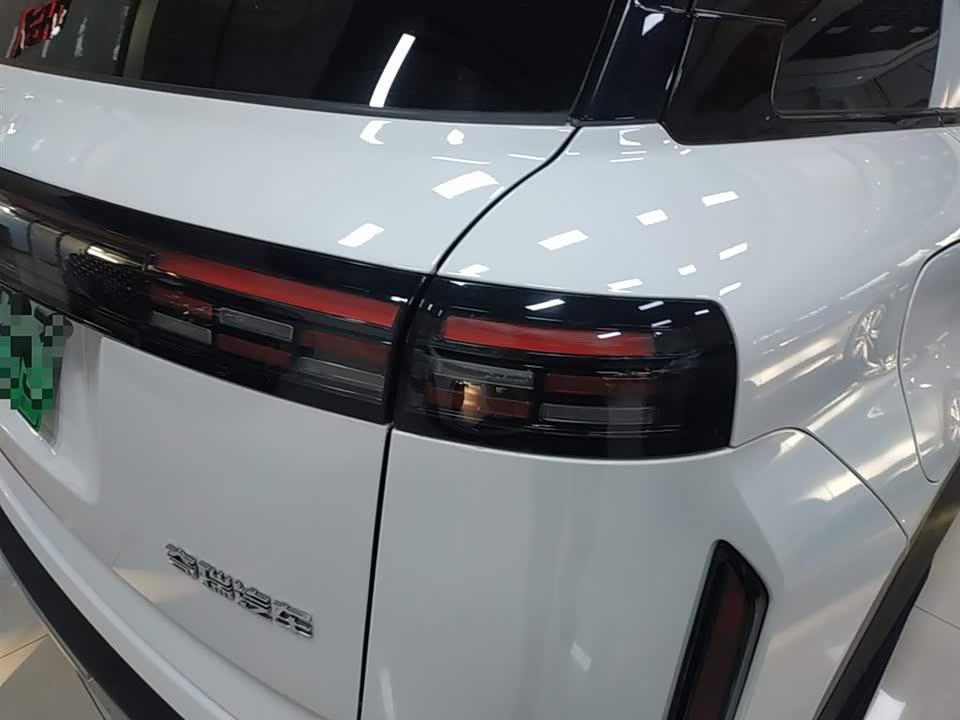 Chery Explore 06 C-DM